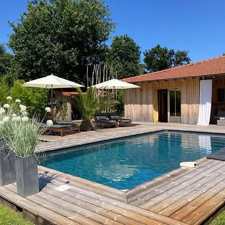 Cap-ferret Belle Bois, Piscine Chauffee